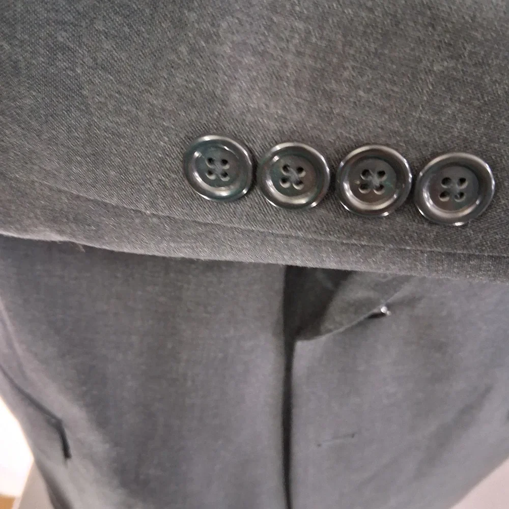 Jos A Bank Suit 46S 40x28 Gray Heathered Wool Two Button Flat Front No Cuff Pant